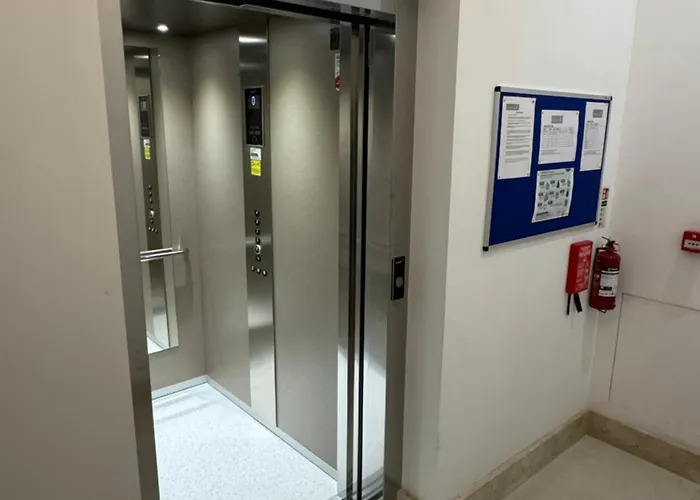 Varka - Modern Family Friendly And Accessible For *