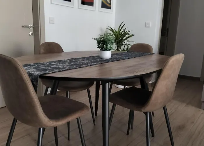 Apartament Varka - Modern Family Friendly And Accessible For *