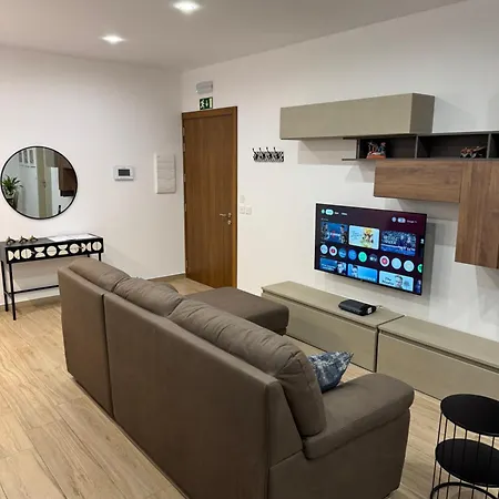 Varka - Modern Family Friendly And Accessible For Marsaxlokk