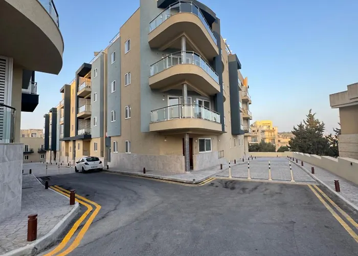 Apartment Varka - Modern Family Friendly And Accessible For *