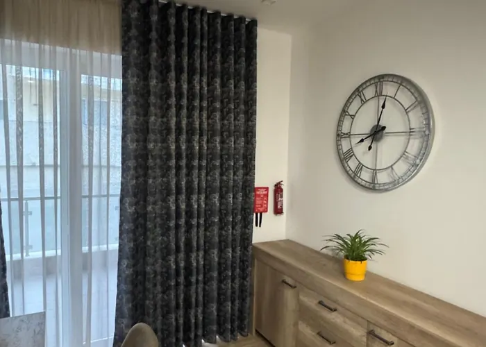 Varka - Modern Family Friendly And Accessible For Apartment *