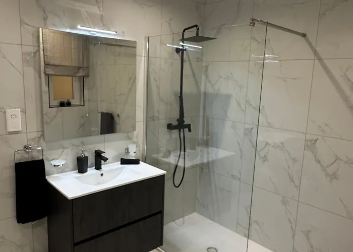 Varka - Modern Family Friendly And Accessible For Apartment Marsaxlokk