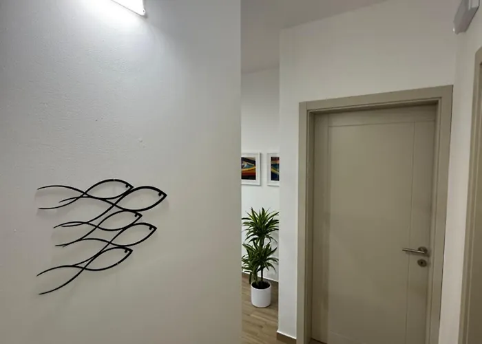 아파트 Varka - Modern Family Friendly And Accessible For *